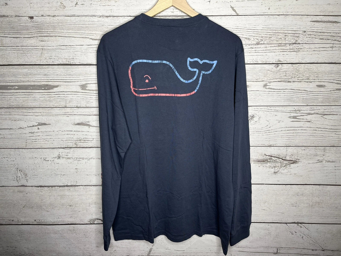 Vineyard Vines Mens Blue Vintage Whale Graphic Long Sleeve Shirt Medium NWT