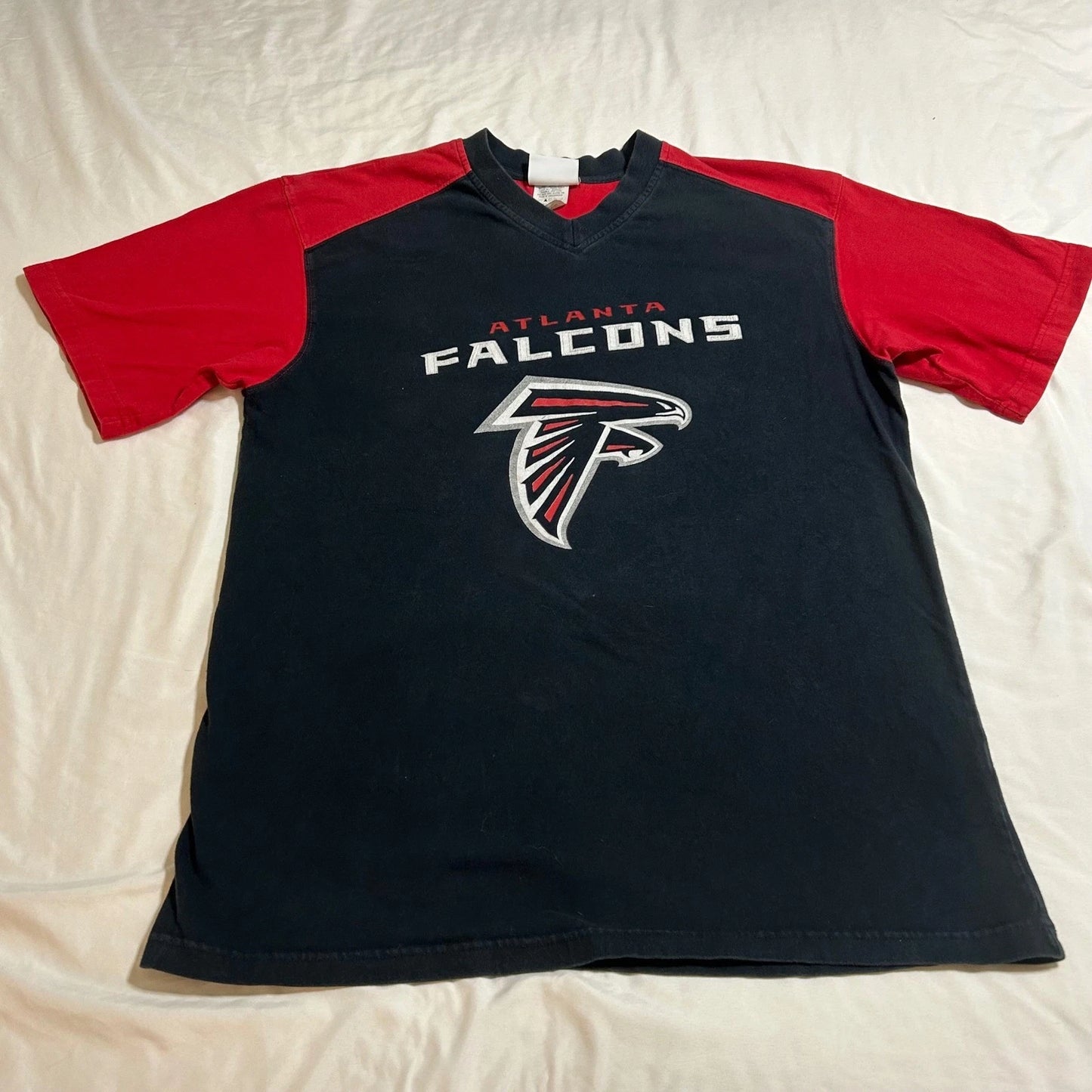 NFL Atlanta Falcons T-Shirt Mens Large Black Red V-Neck VF Imagewear Football