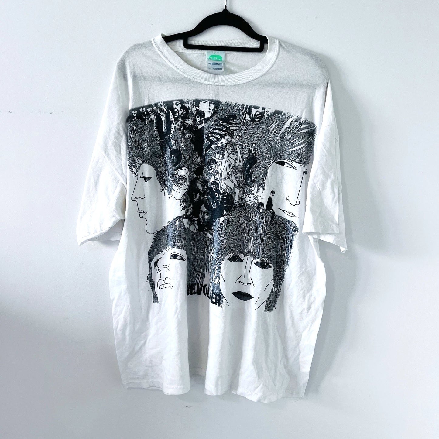 The Beatles Revolver T Shirt XL Vintage Style Band Tee White Graphic Rare