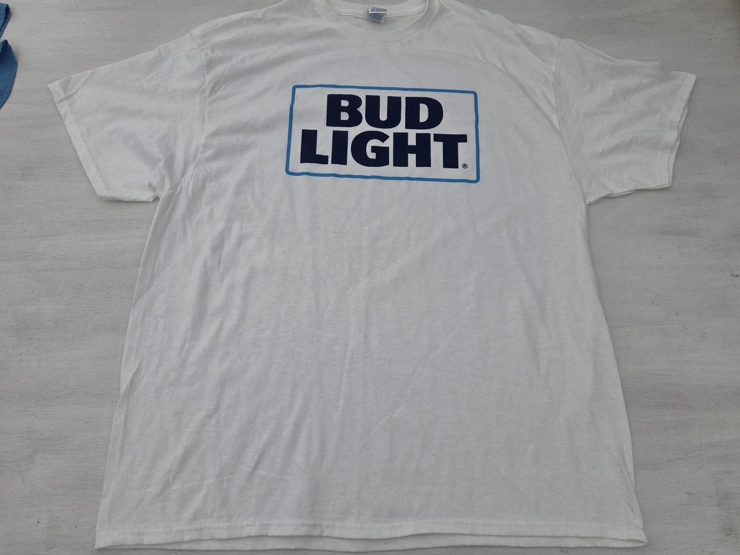 Bud Light T-Shirt Sz 2XL Classic White Blue Crew Neck Tee Short Sleeve Beer Logo