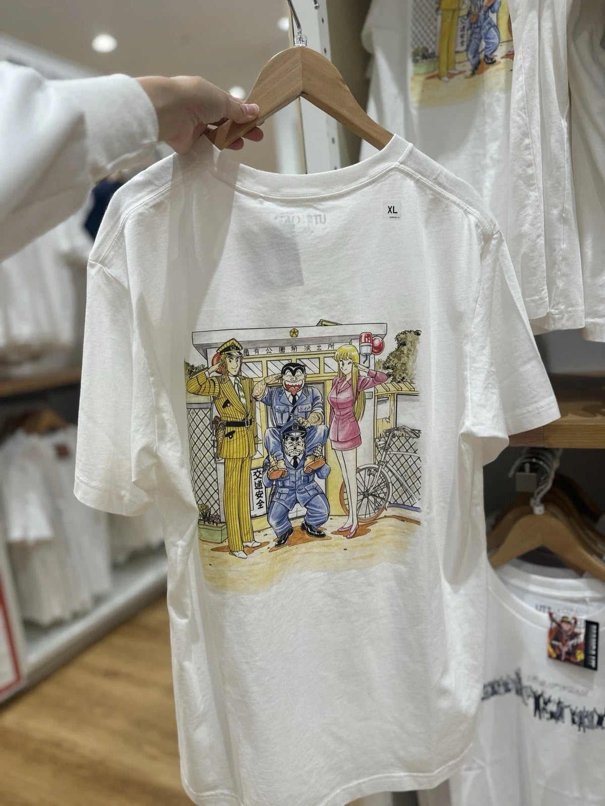 UNIQLO Kochikame T-shirts Japan XL Size NWT 2026 White Unisex Kankichi Ryotsu