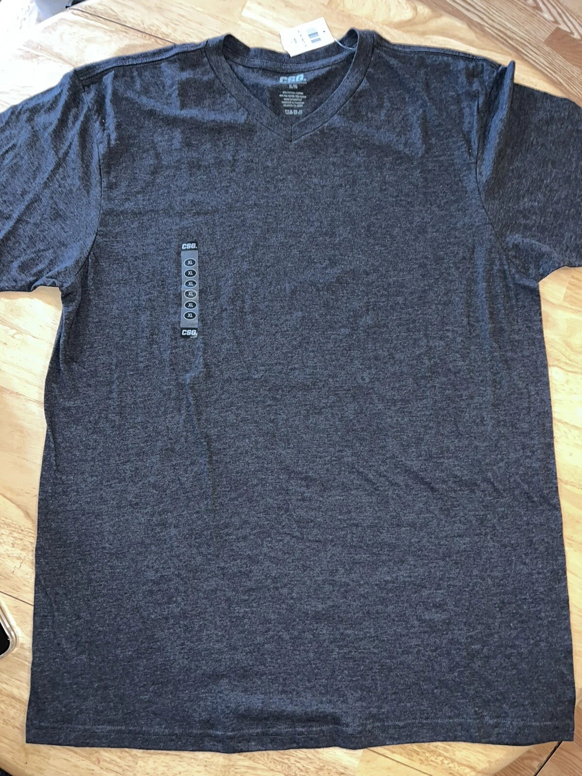 XL CSG Mens T-Shirt 100% Cotton V-Neck Short Sleeve Solid Gray BNWT