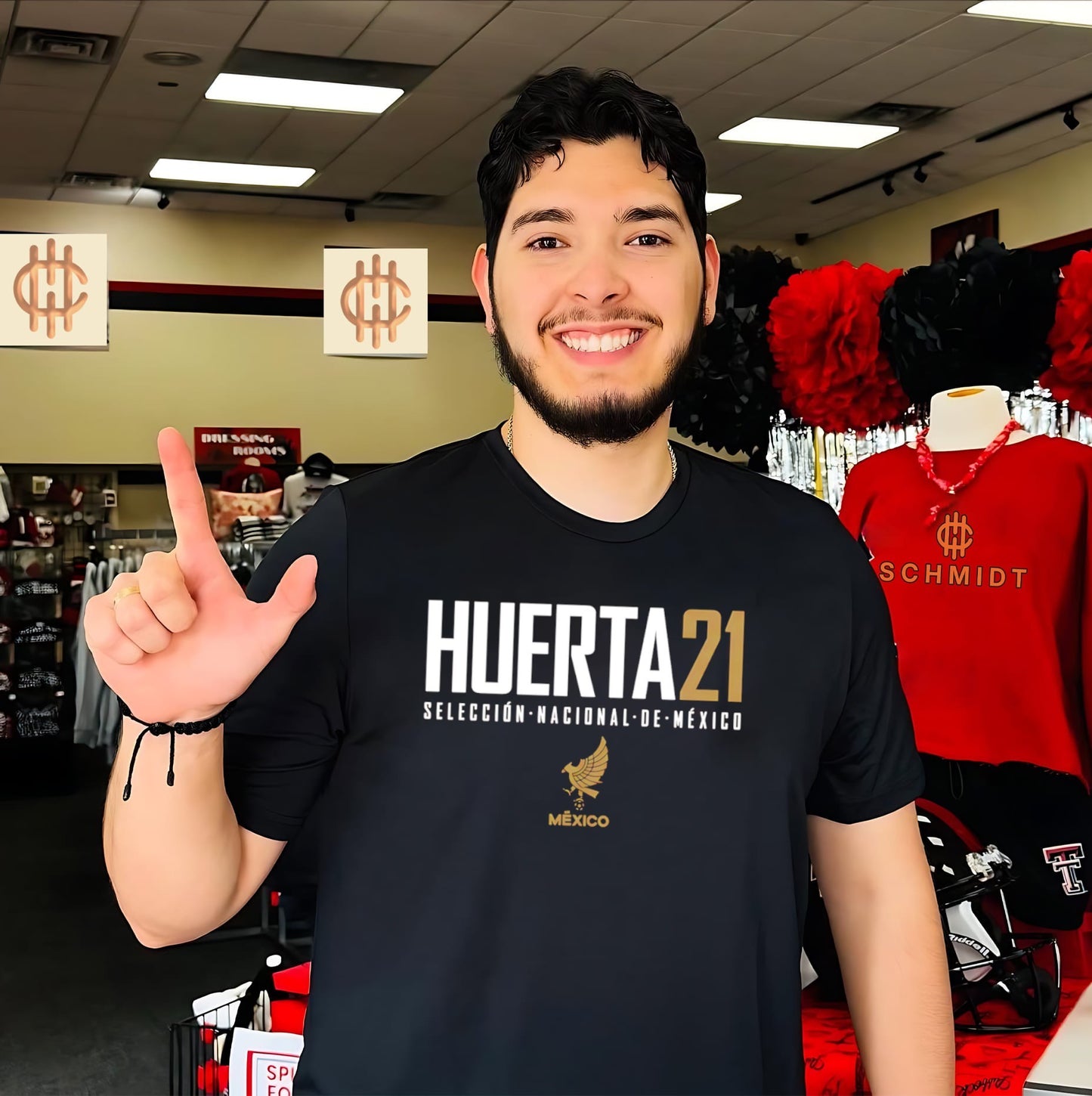 Cesar Huerta Mexico National Team Elite shirt