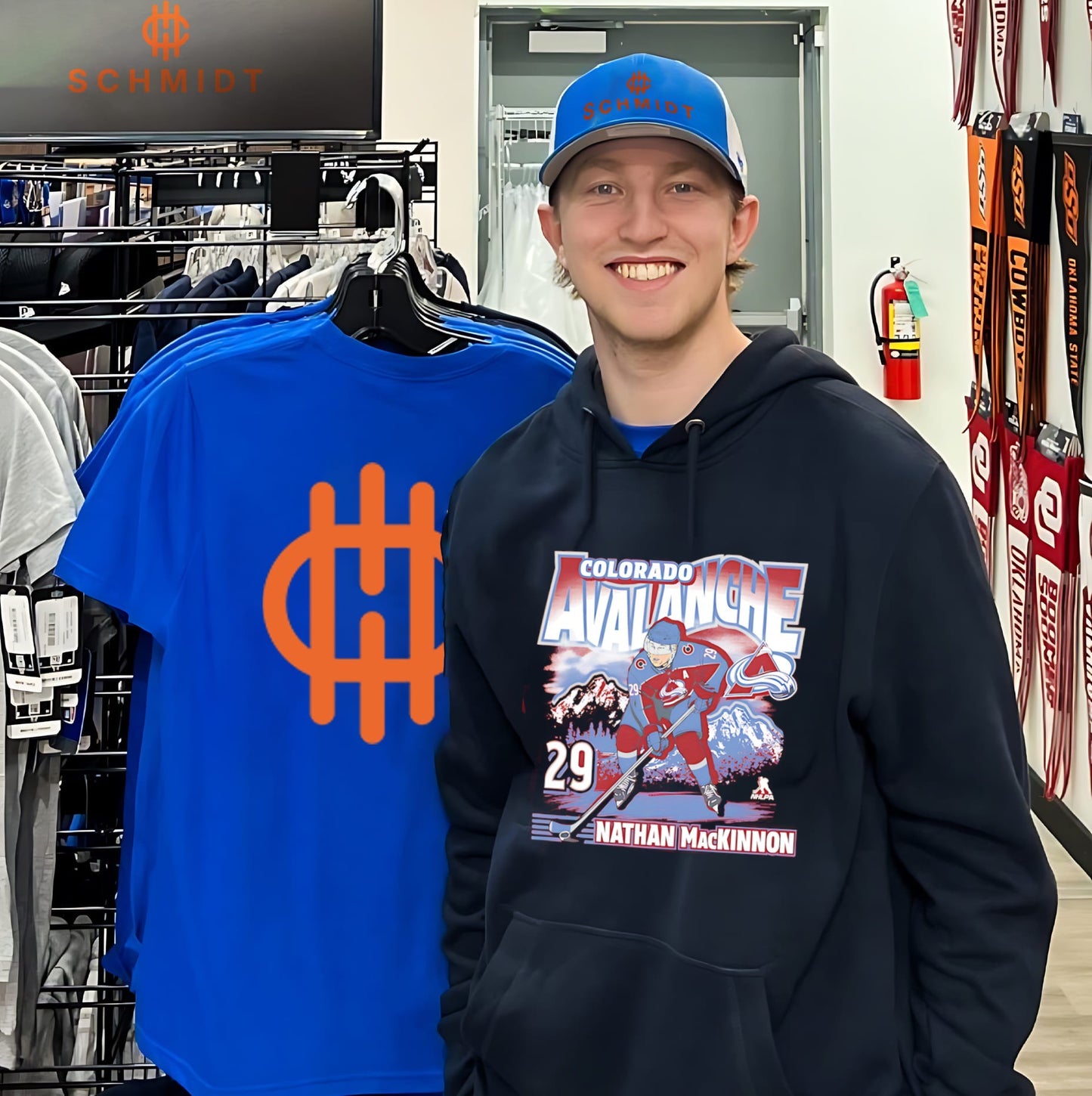 Colorado Avalanche Nathan MacKinnon City Name & Number shirt