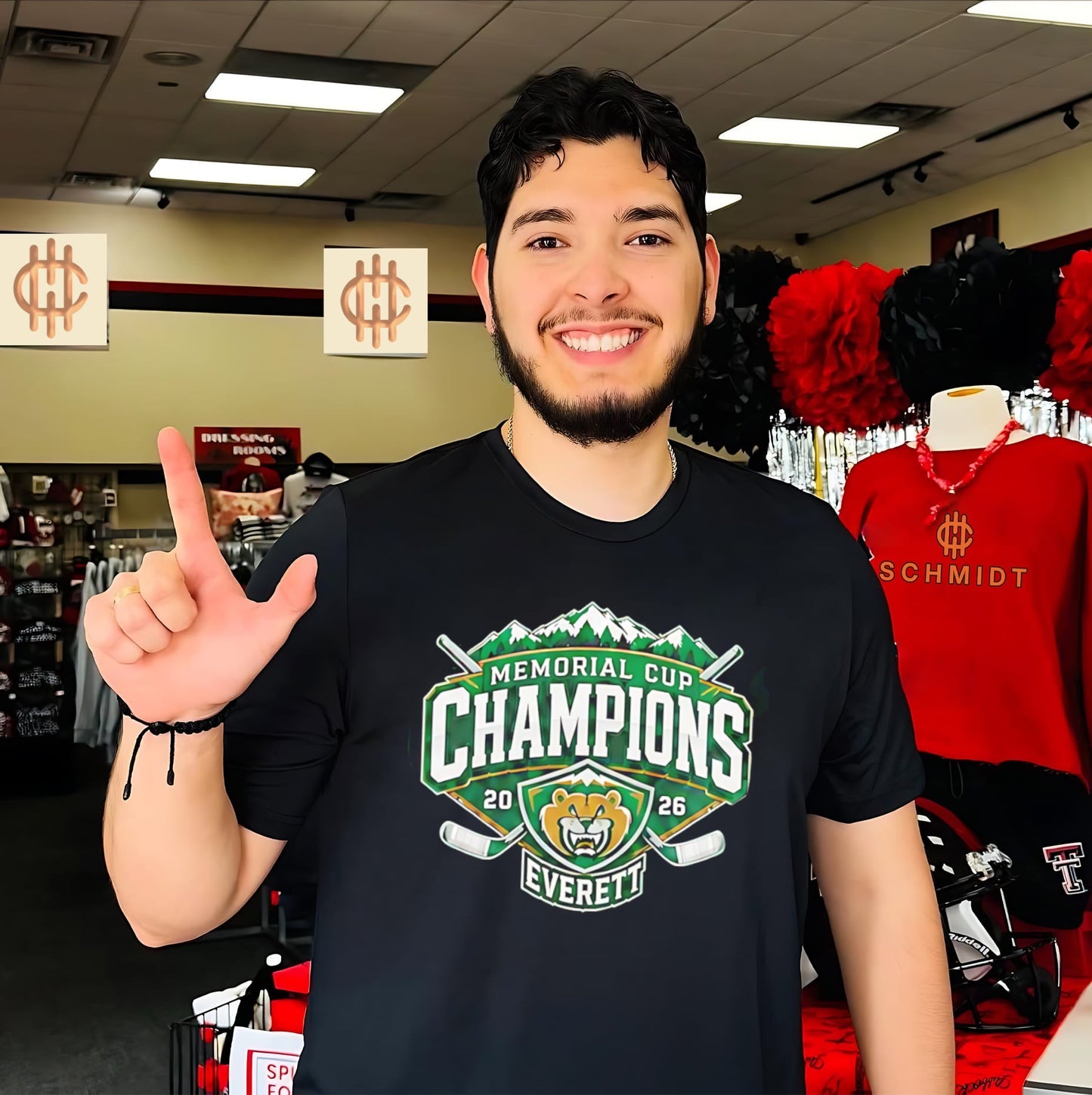 Everett Silvertips 2026 Memorial Cup Champions shirt