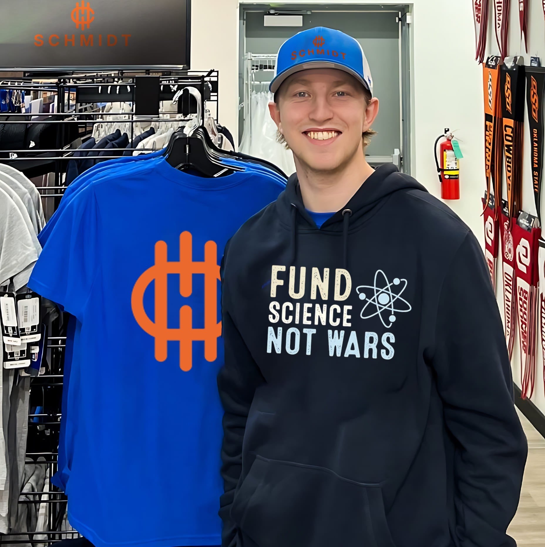 Fund science not wars simple graphic text shirt