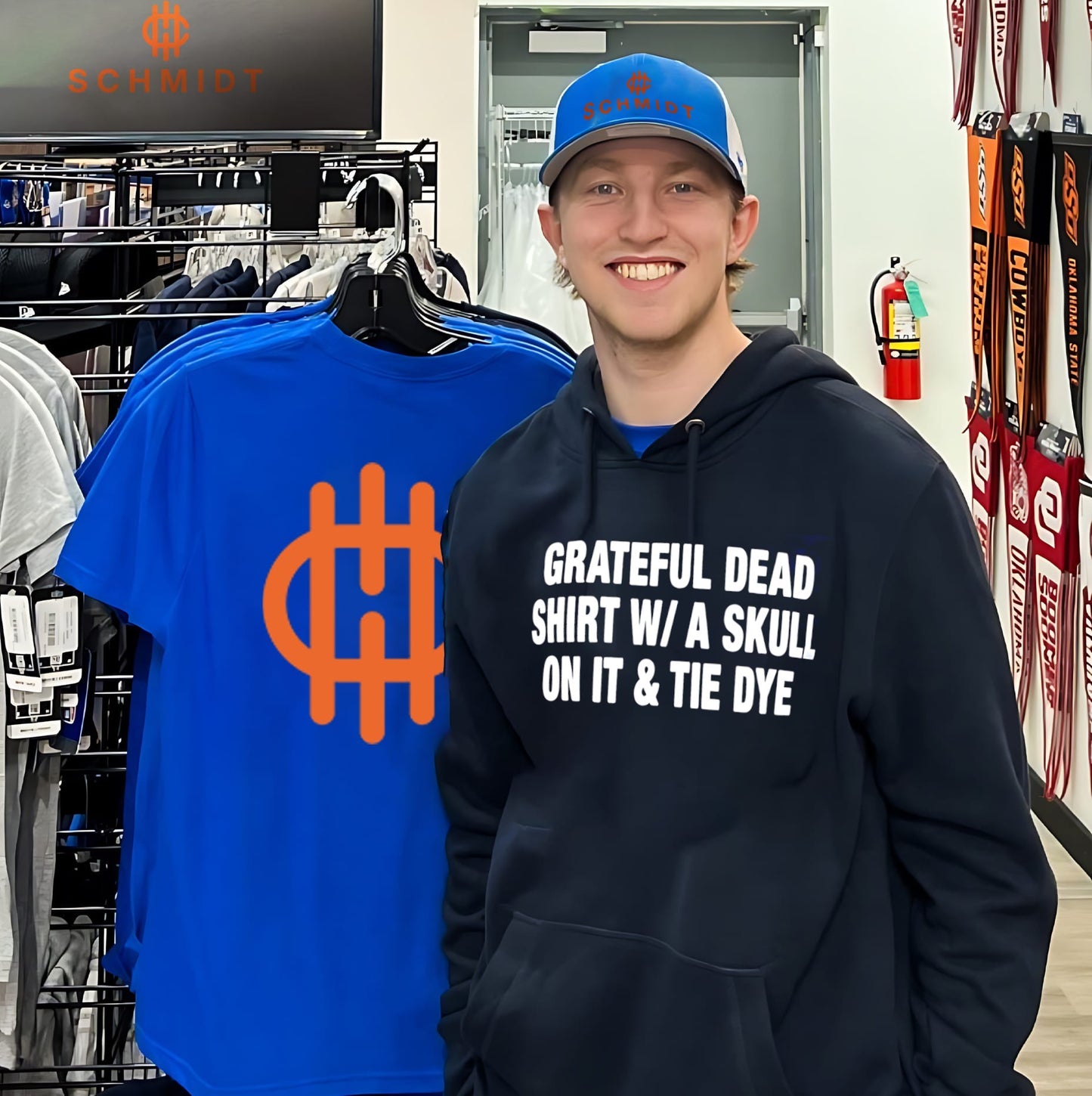Grateful dead shirt wa skull on it and tie dye shirt