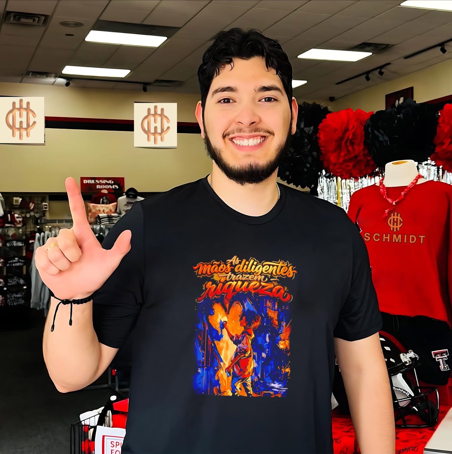 Maos as diligentes trazem riqueza shirt