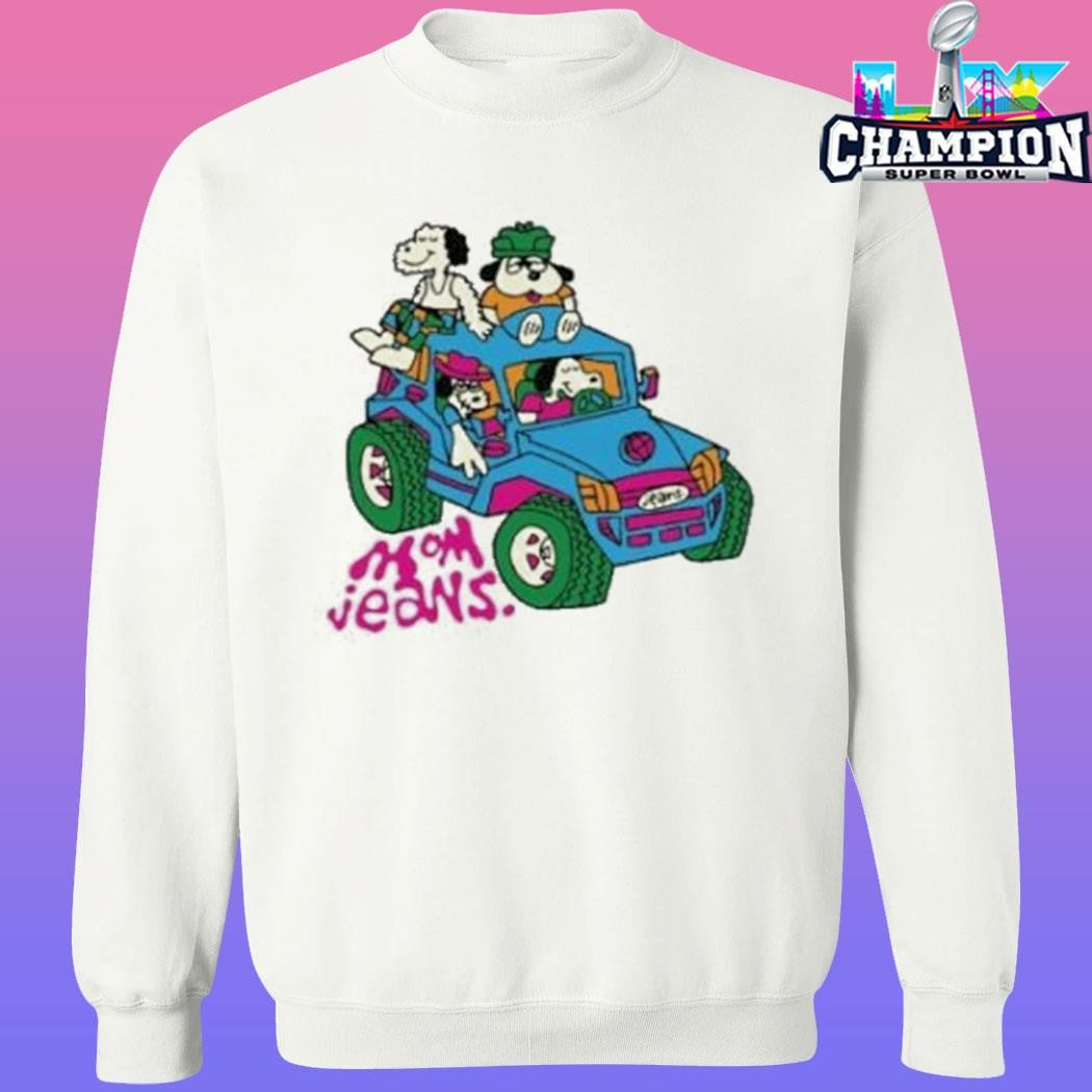 Mom Jeans Gorillaz Mock Shirt