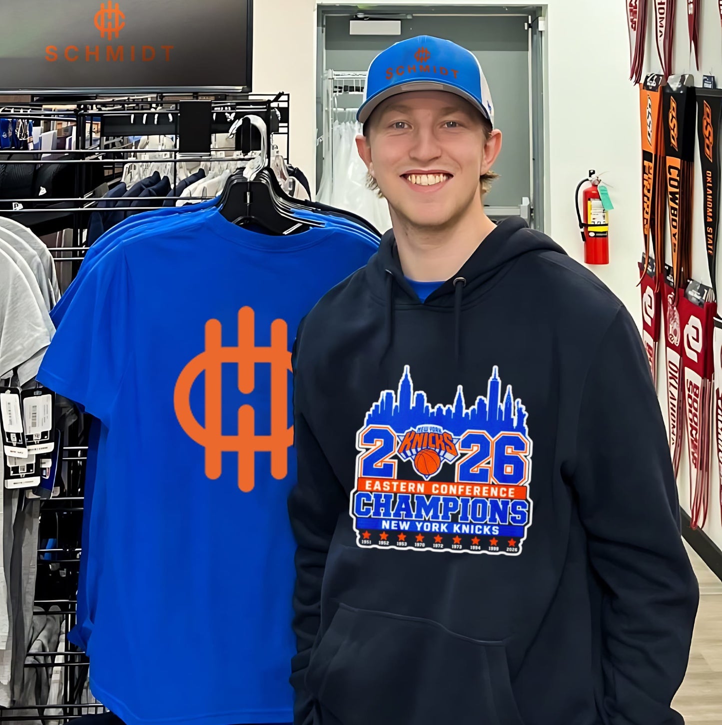 New York Knicks 2026 Eastern Conference Champions 9x Time skyline shirt