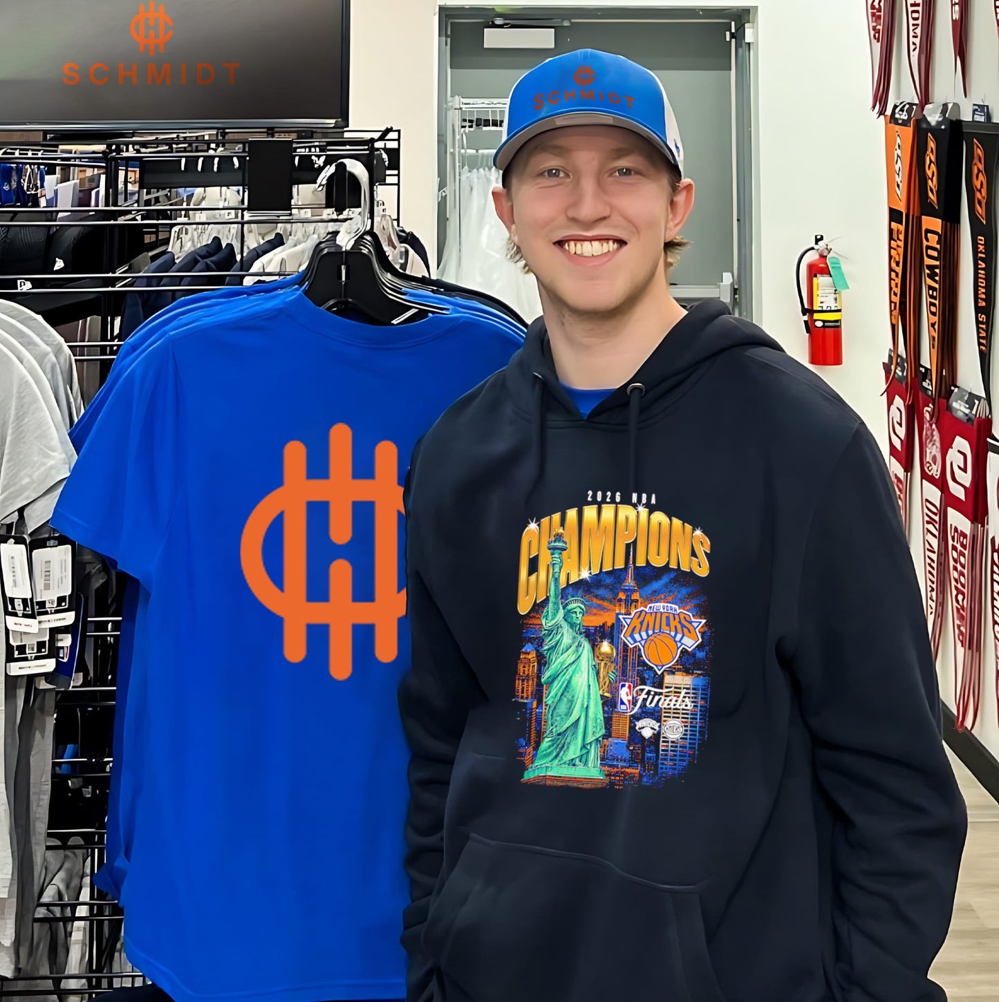 New York Knicks 2026 NBA Finals Champions Statue of Liberty City shirt