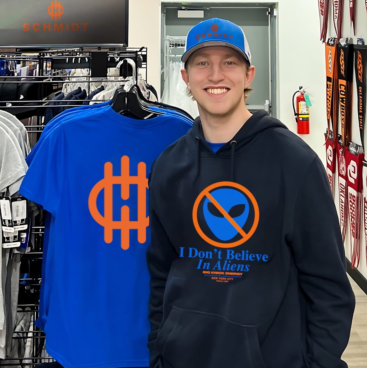New York Knicks I don’t believe in Aliens shirt