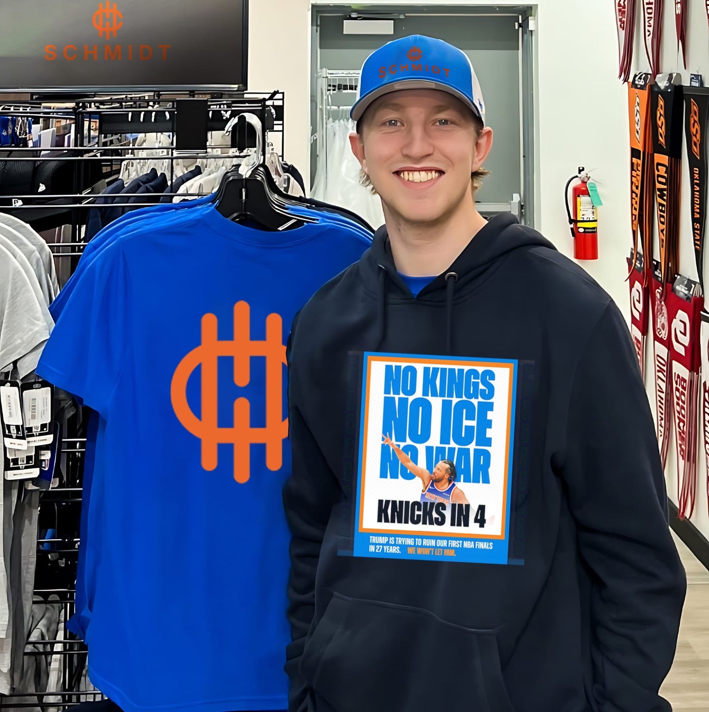 New York Knicks no kings no ice no war Knicks in 4 Trump is trying to ruin poster shirt