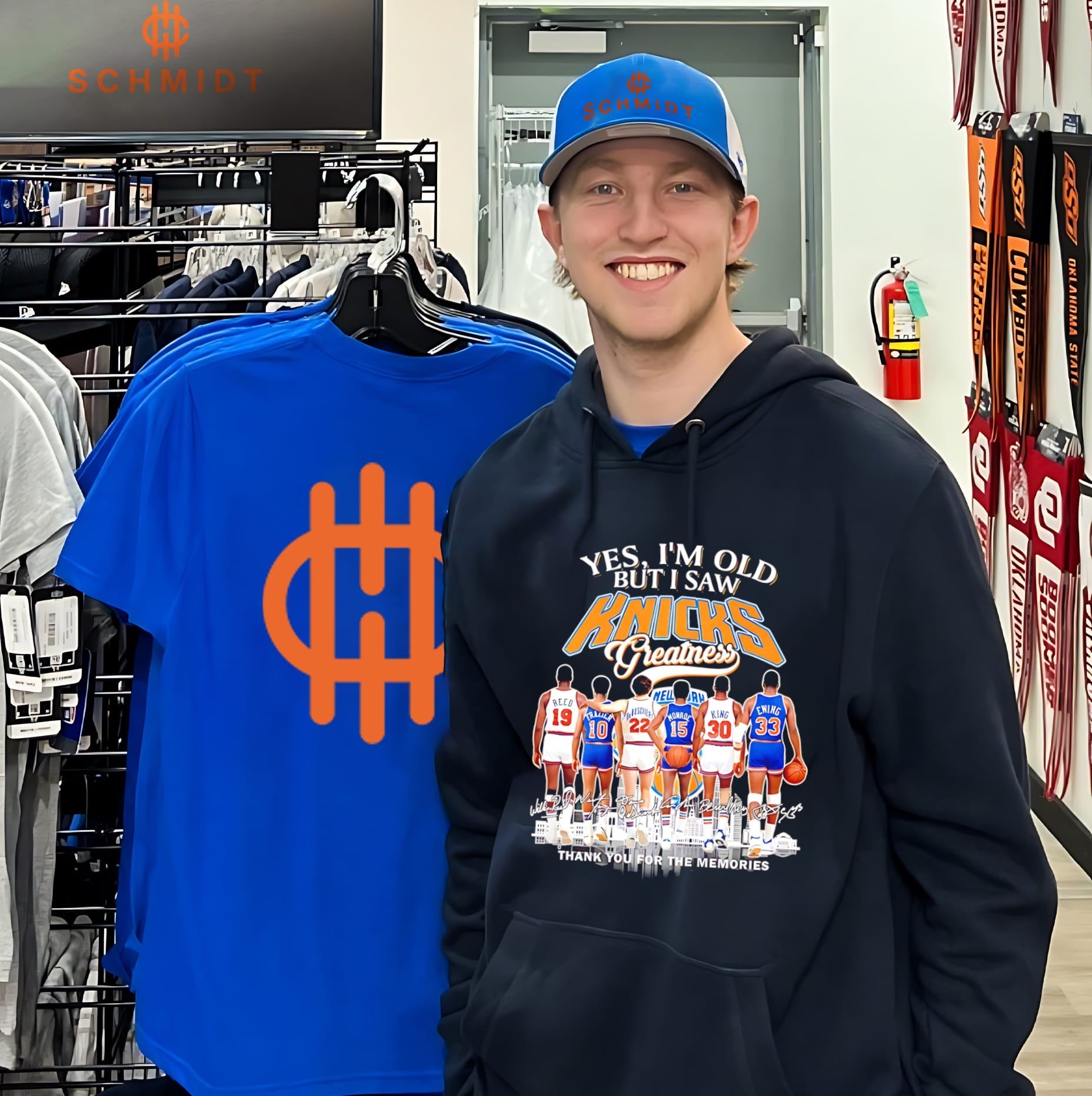 New York Knicks yes I’m old but I saw Knicks greatness thank you for the memories signature shirt