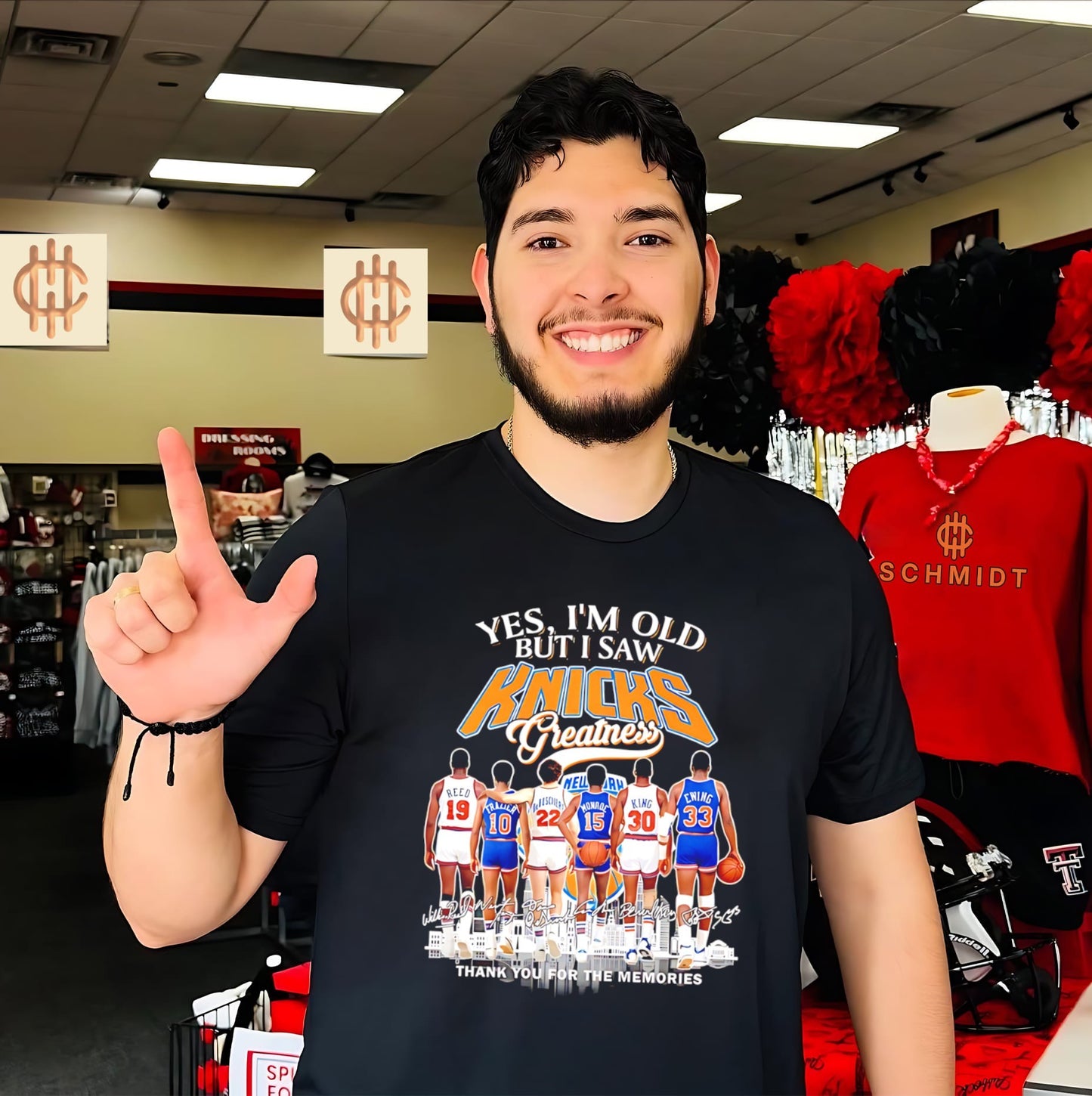 New York Knicks yes I’m old but I saw Knicks greatness thank you for the memories signature shirt