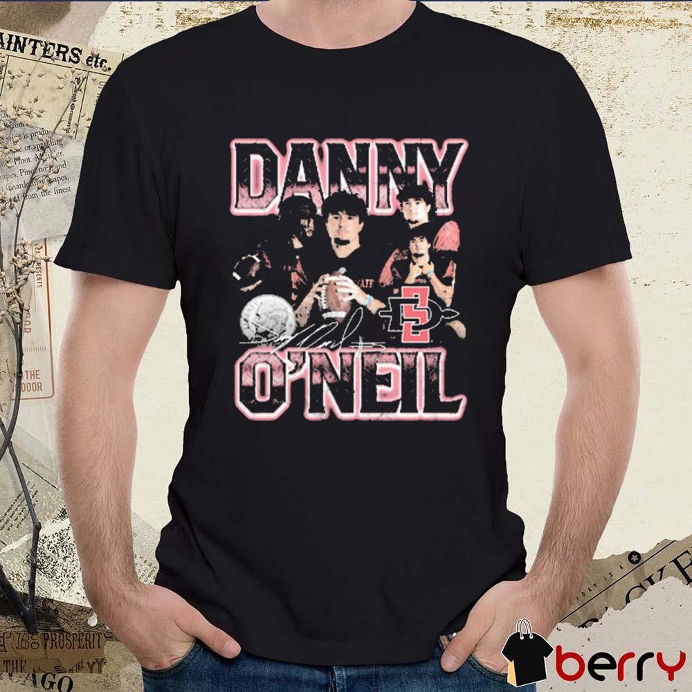 Danny O’Neil San Diego State Aztecs football 90s Graphic Signature t-shirt