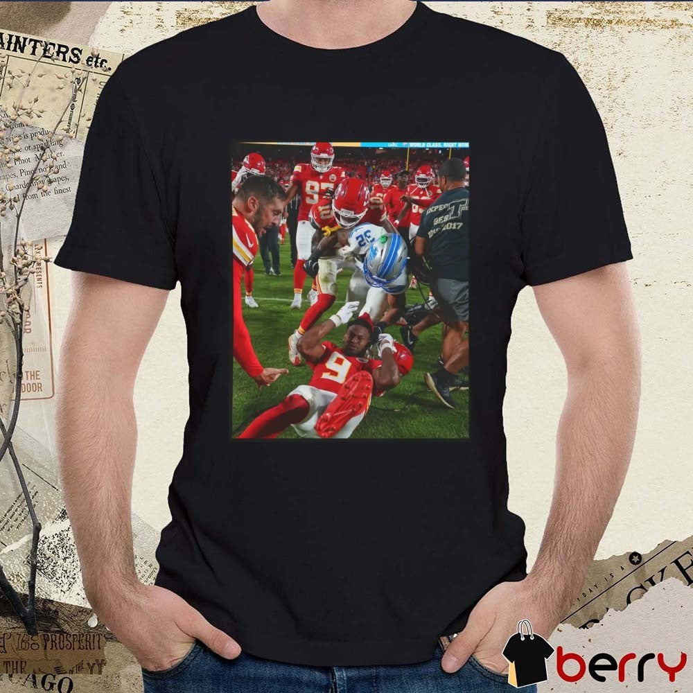 Detroit Lions Brian Branch Slaps JuJu Smith-Schuster NFL Photo t-shirt