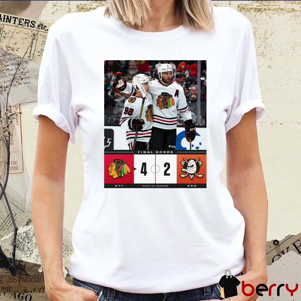 Final Score Chicago Blackhawks vs. Anaheim Ducks 4 – 2 2024-25 Season Poster t-shirt