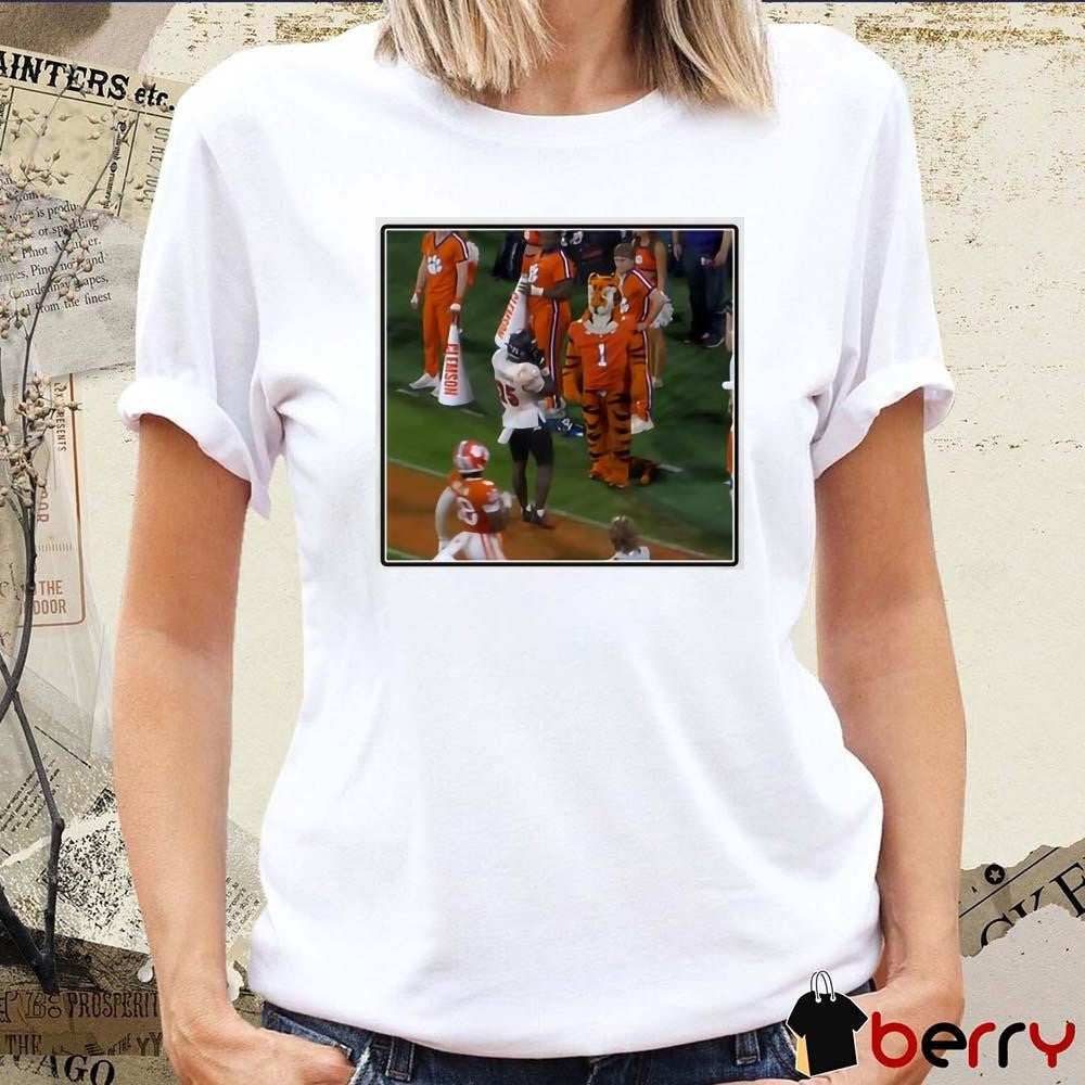 Louisville Hit The Night Night Celly On The Clemson Mascot t-shirt