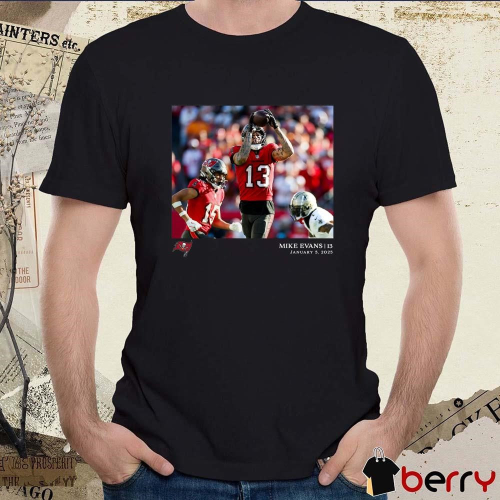 Mike Evans Tampa Bay Buccaneers NFL Flash Features Week 18 Jan 5 2025 t-shirt