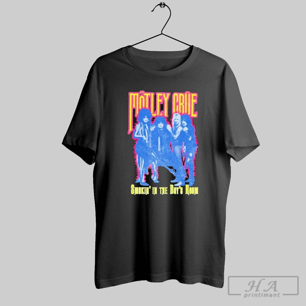 Official Motley Crue Smokin In The Boys Room