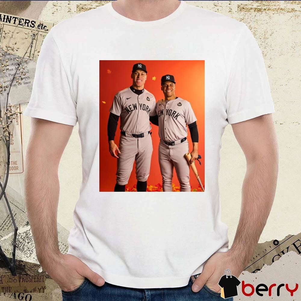 New York Yankees MLB Aaron Judge, Juan Soto and the Yankees in Game 1 of the World Series t-shirt