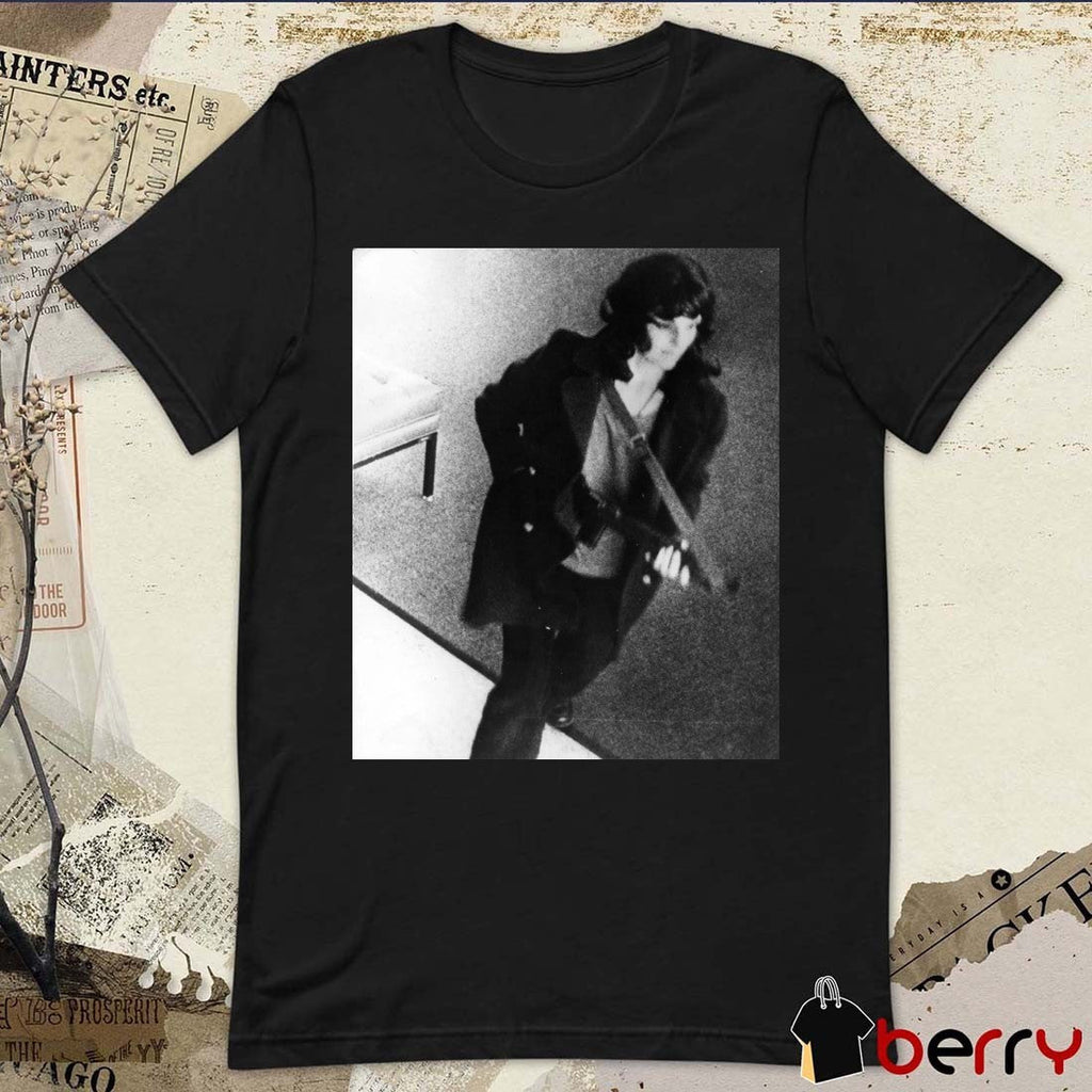 Patty Hearst Hearst participating in the April 15, 1974, robbery of the Hibernia Bank in San Francisco t-shirt