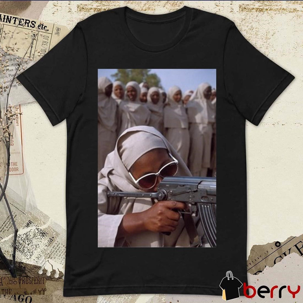 Poster Mena Visuals Women Training In Sudan 1993 t-shirt