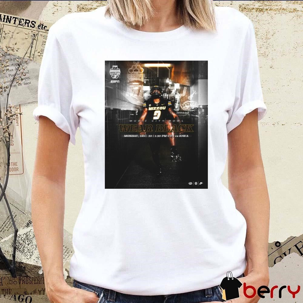 Poster Missouri Tigers Vs Iowa Hawkeyes Transperfect Music City Bowl Wear Black Monday Dec. 30 t-shirt