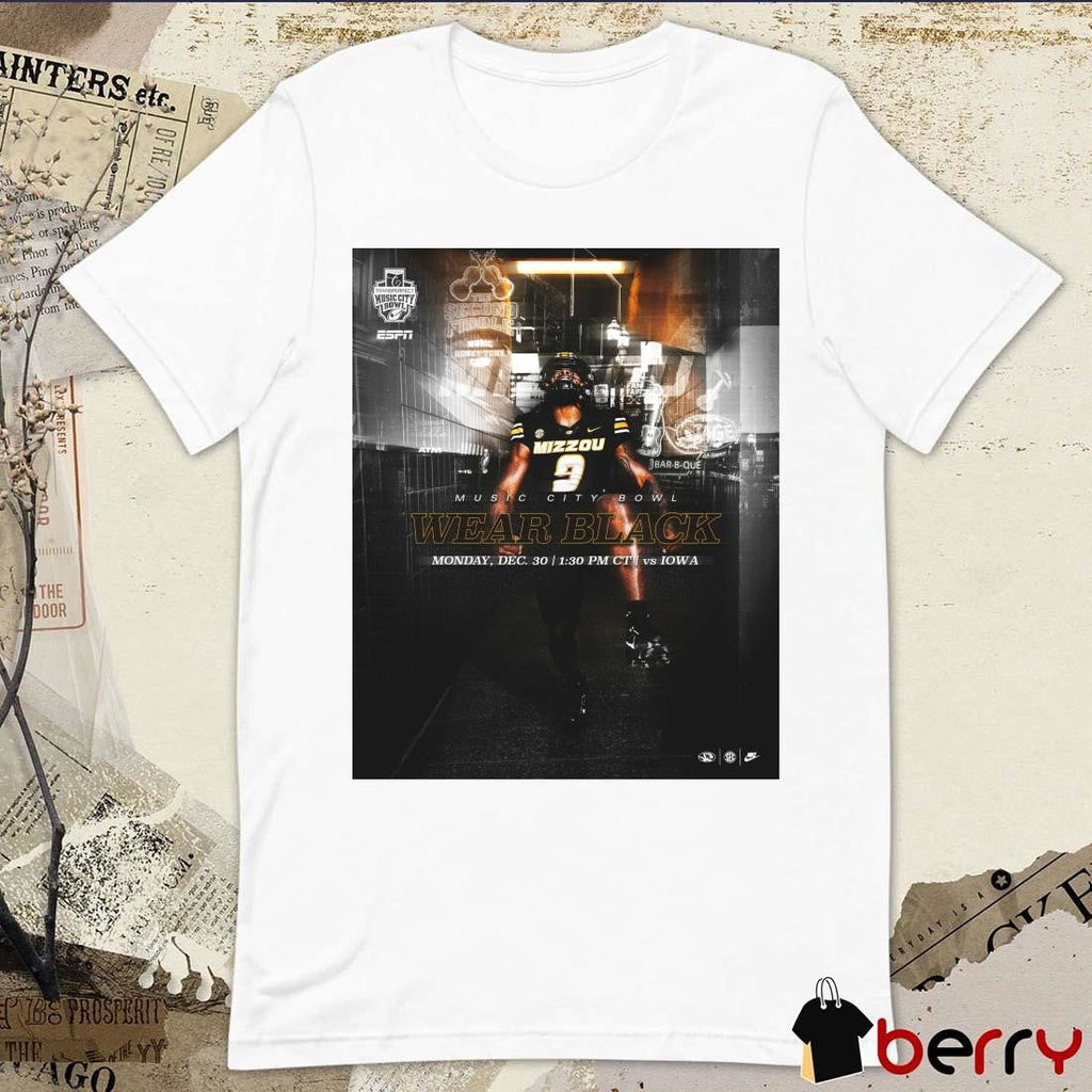 Poster Missouri Tigers Vs Iowa Hawkeyes Transperfect Music City Bowl Wear Black Monday Dec. 30 t-shirt