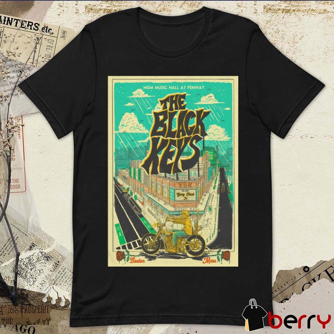 Poster The Black Keys August 16 2025 MGM Music Hall At Fenway In Boston MA t-shirt