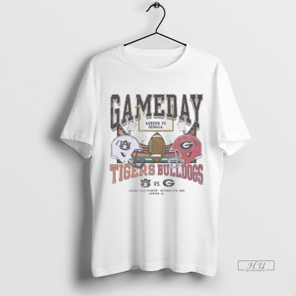 Officials Auburn Vs Uga 2025 Gameday Matchup Helmet Tee Shirt Sweater