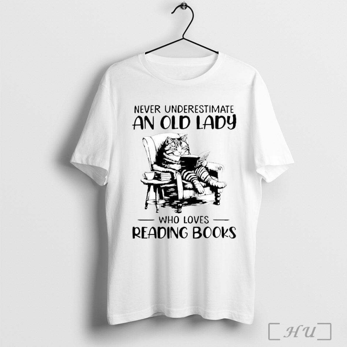 Officials Cat Never Underestimate An Old Lady Who Loves Reading Books T Shirt