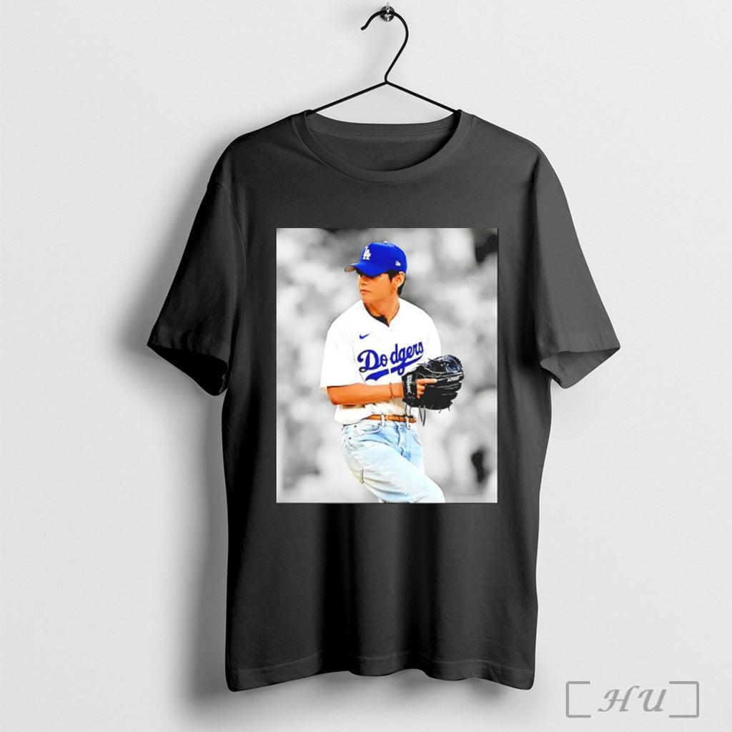 Officials V Bts X Los Angeles Dodgers Superstar Pose T Shirt