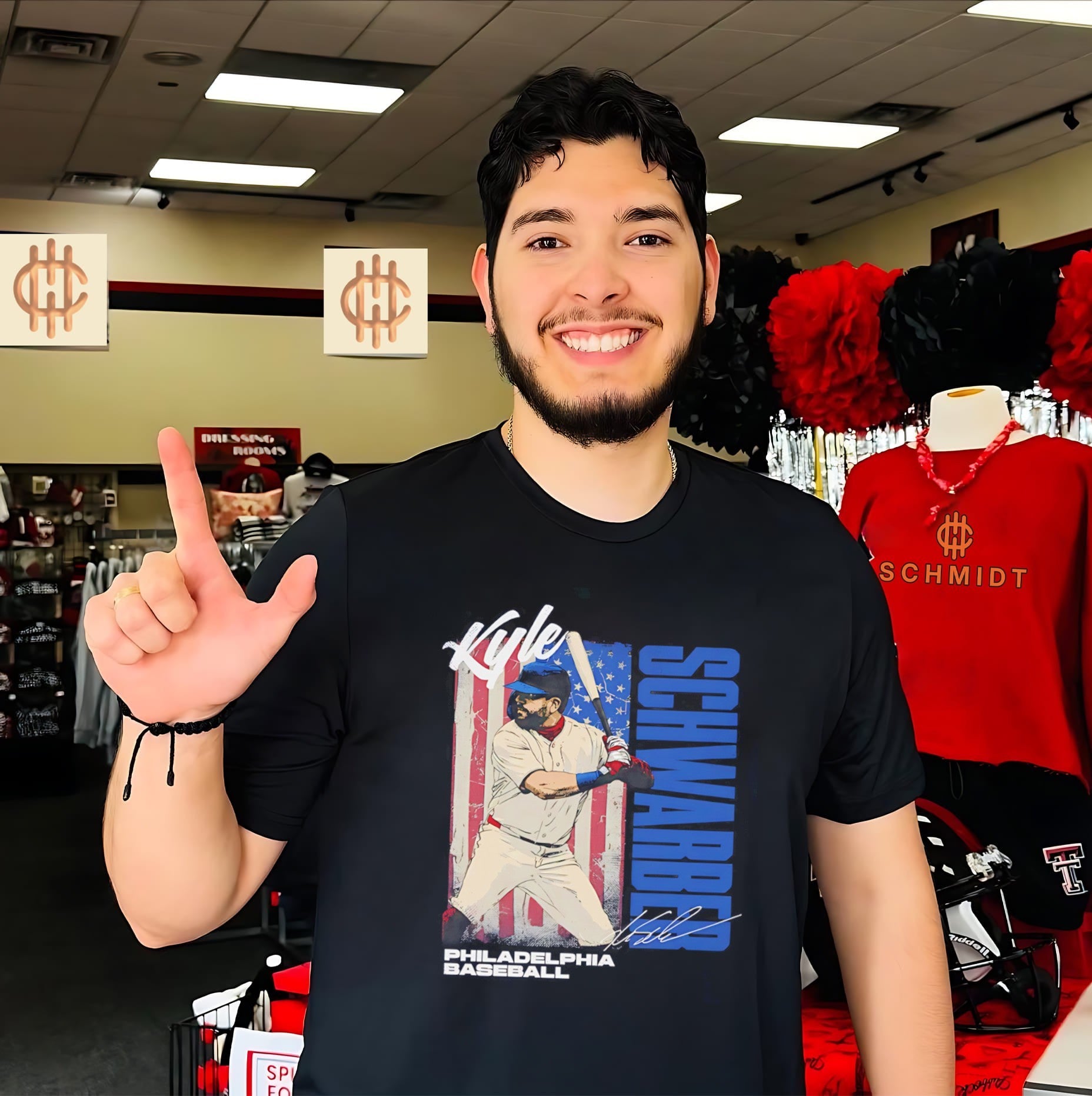 Philadelphia Baseball Kyle Schwarber signature shirt