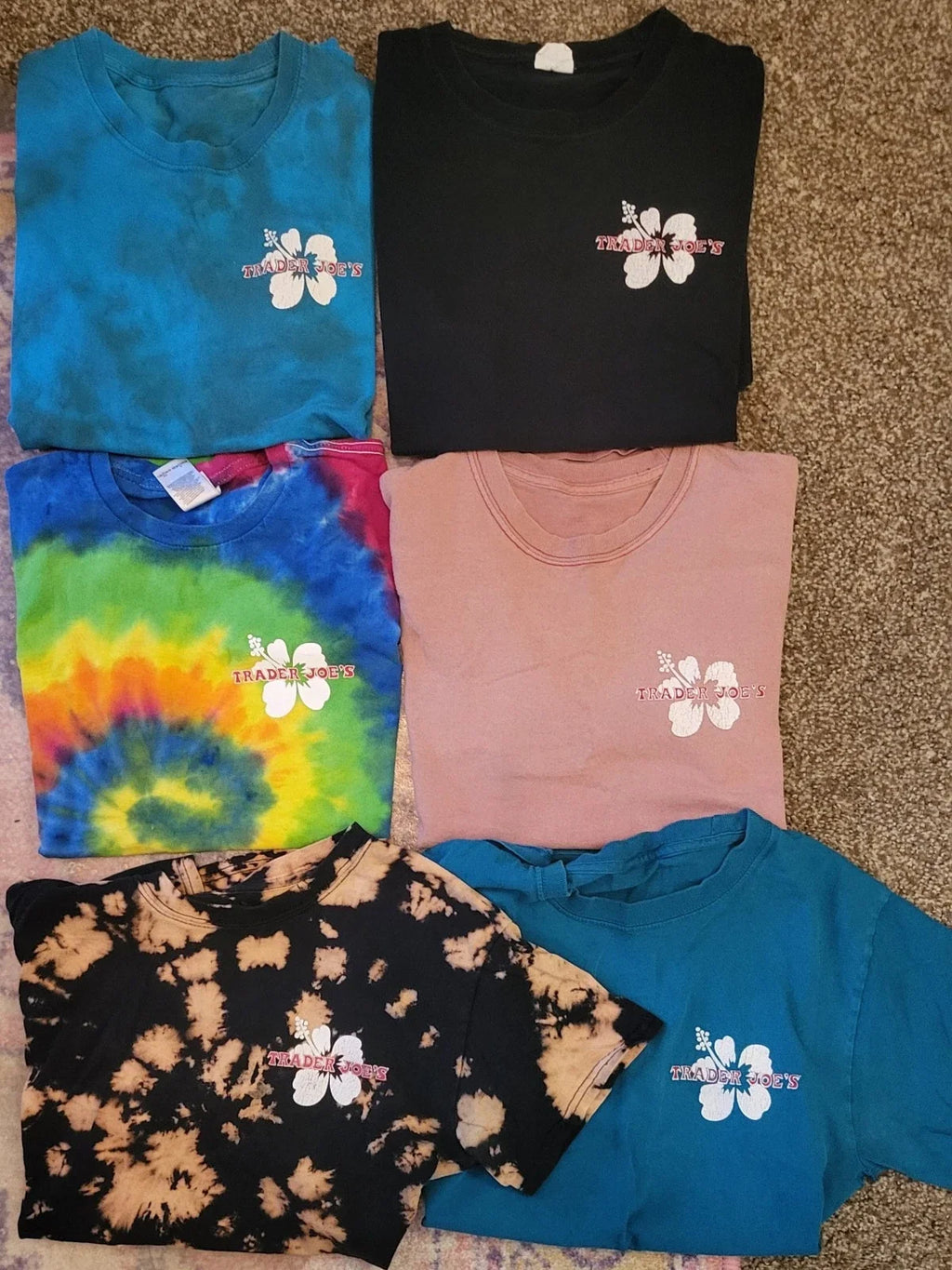 Trader Joes Employee Shirt SM Hibiscus Flower T Shirts Tye-Dye