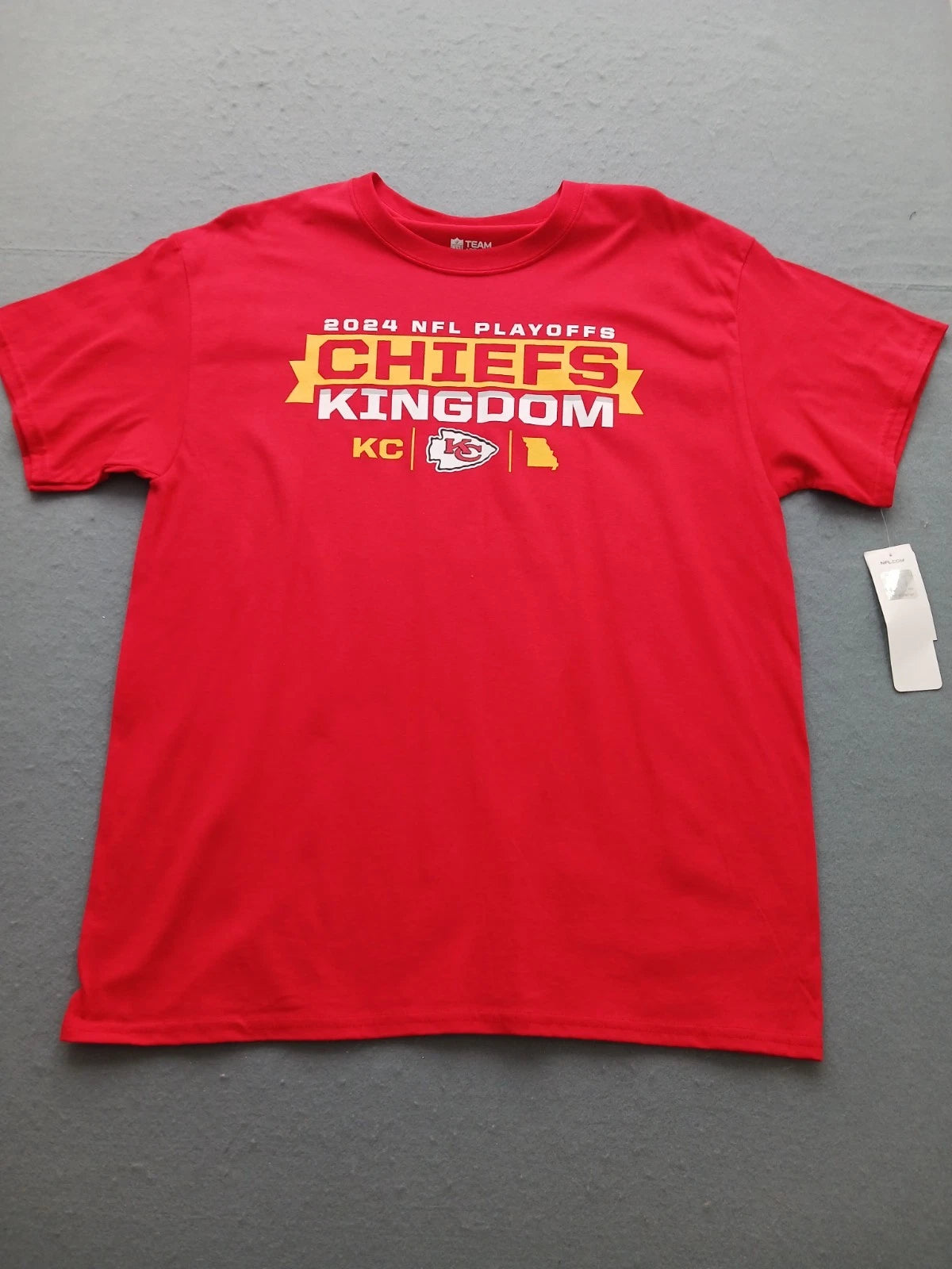 Chiefs NFL Team Apparel Men's Sports T-Shirt L Red Regular Short Solid Stylish