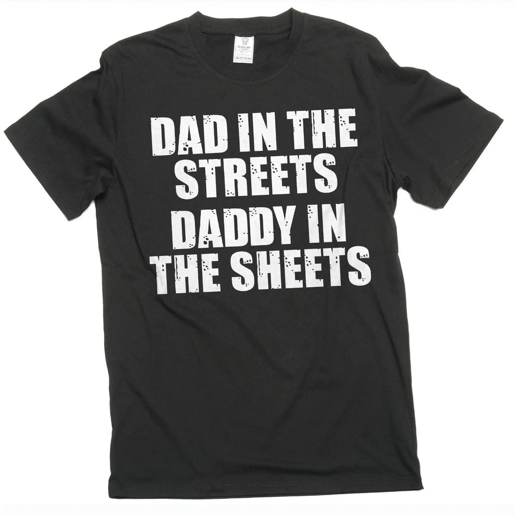 T-shirt printed with the funny quote "Dad Joke" - A fun gift for Father's Day.