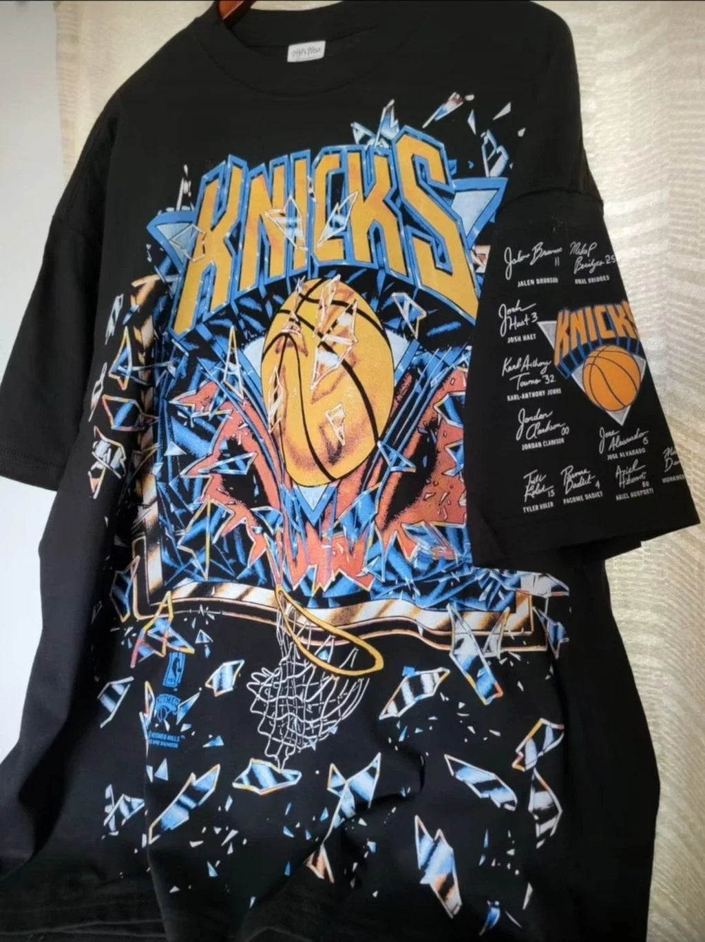 KNICKS SHATTERED BACKBOARD ON A SHAKA HEAVYWEIGHT GARMET SHIRT "MODERN"