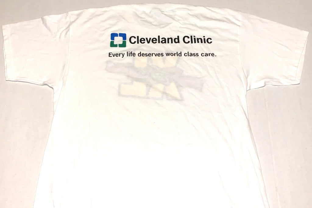 Rare! Vintage Cleveland Clinic 40 Seasons 1970 2010 Cavaliers T-Shirt New! XL