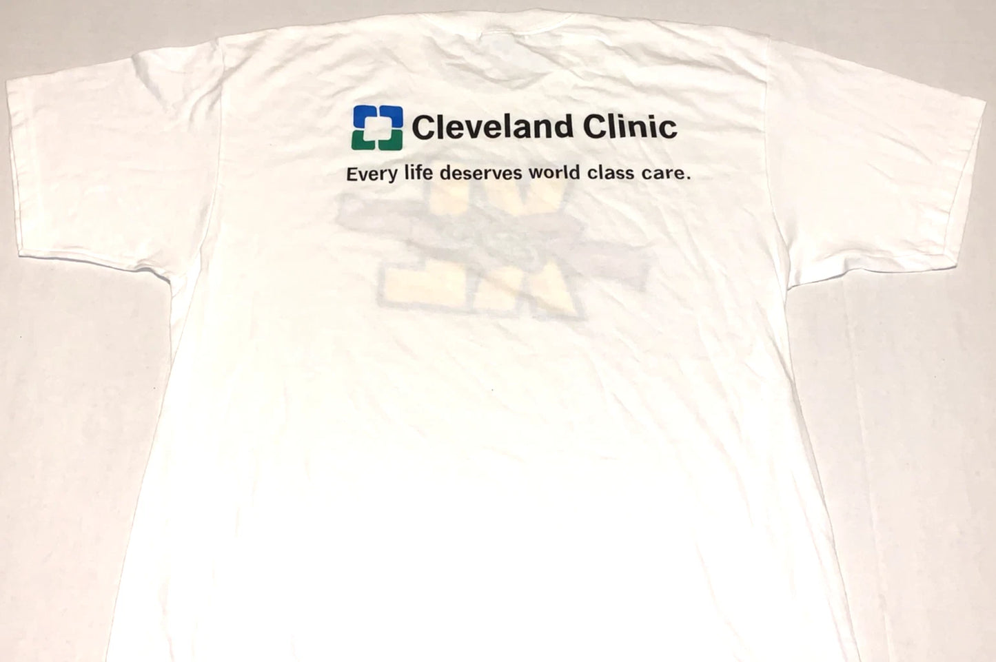 Rare! Vintage Cleveland Clinic 40 Seasons 1970 2010 Cavaliers T-Shirt New! XL