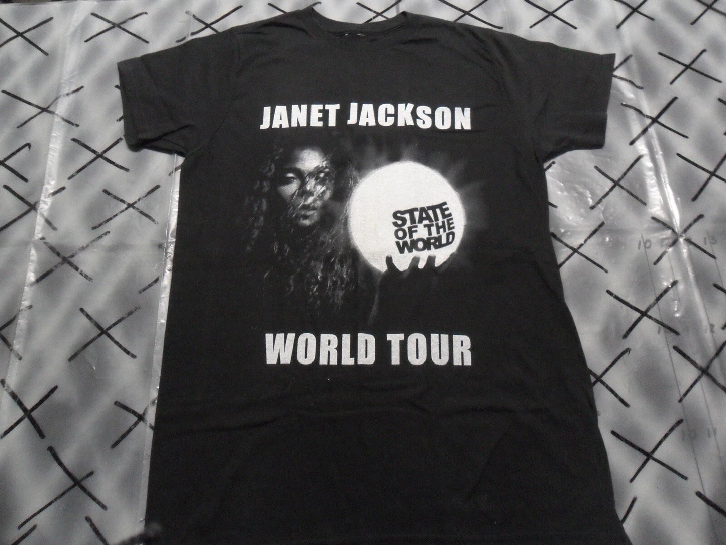 Small NWOT State Of The World Tour￼ Shirt