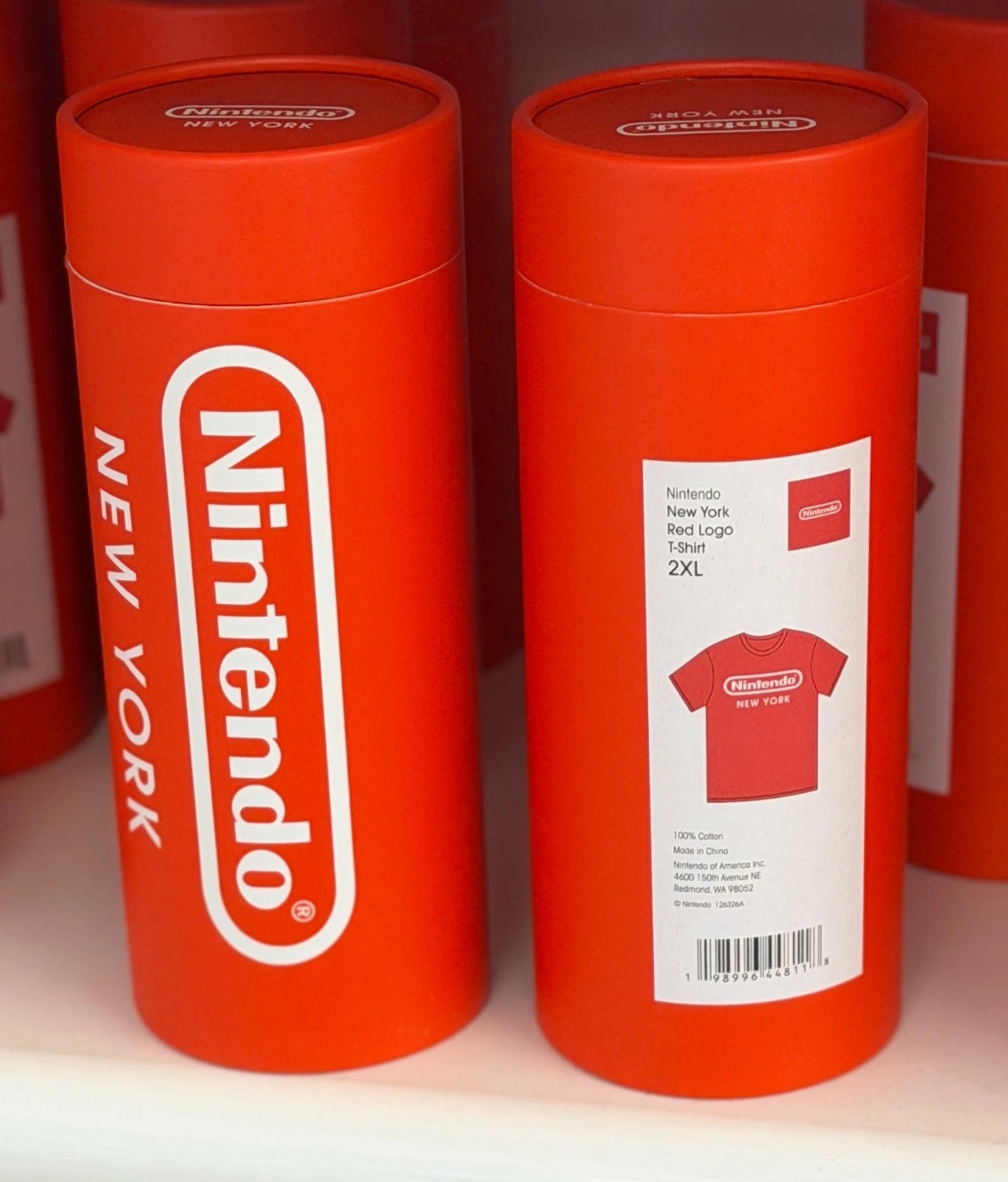 Nintendo World Official Authentic - New York NY - T-Shirt Tee Shirt - Logo RED