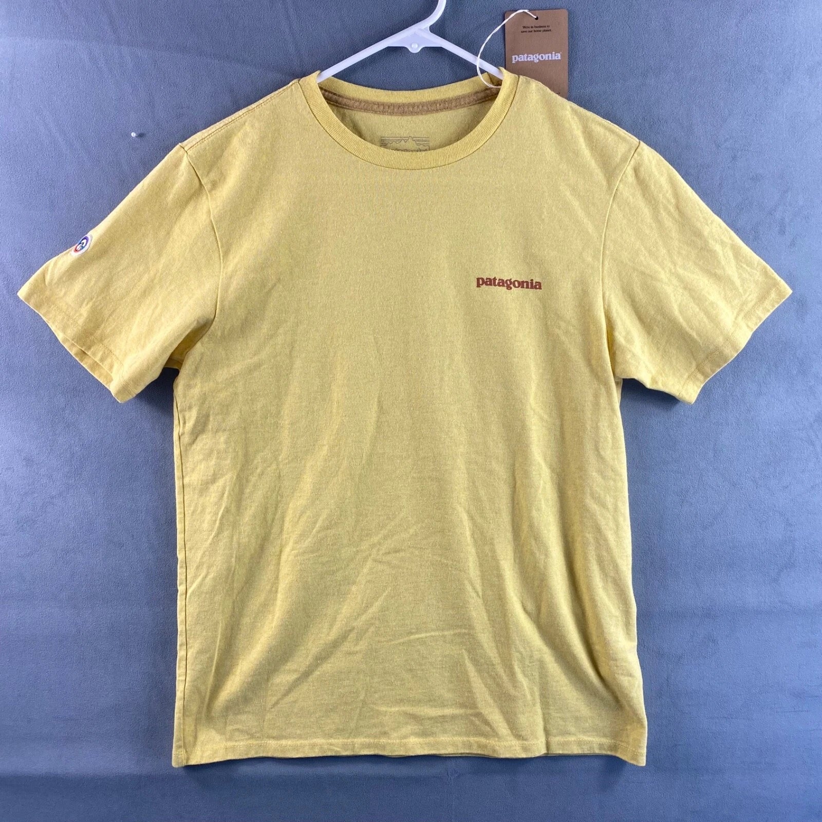 Patagonia Fitz Roy Icon Responsibili-Tee Mens Size XS T-Shirt 'Milled Yellow'