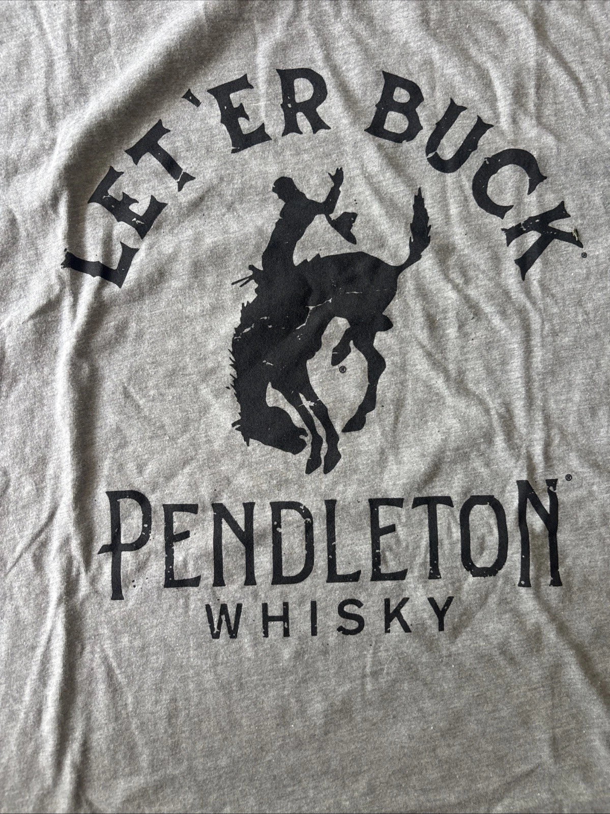 Pendleton Whisky Let'er Buck T Shirt Adult XL Rodeo Cowboy NEW