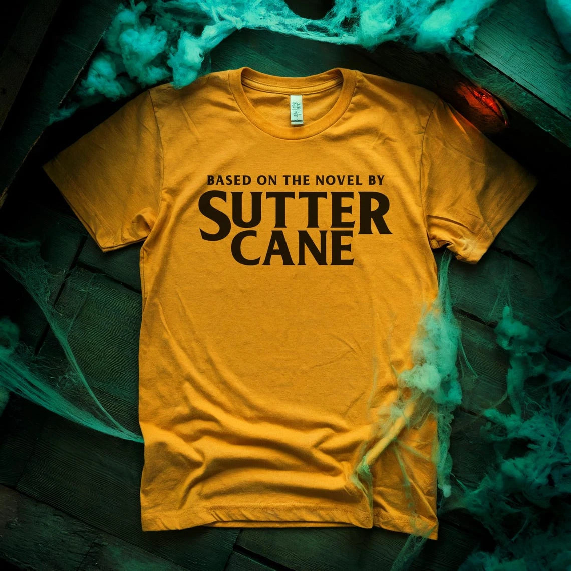 Based on Sutter Cane - In the Mouth of Madness  John Carpenter unisex T-Shirt