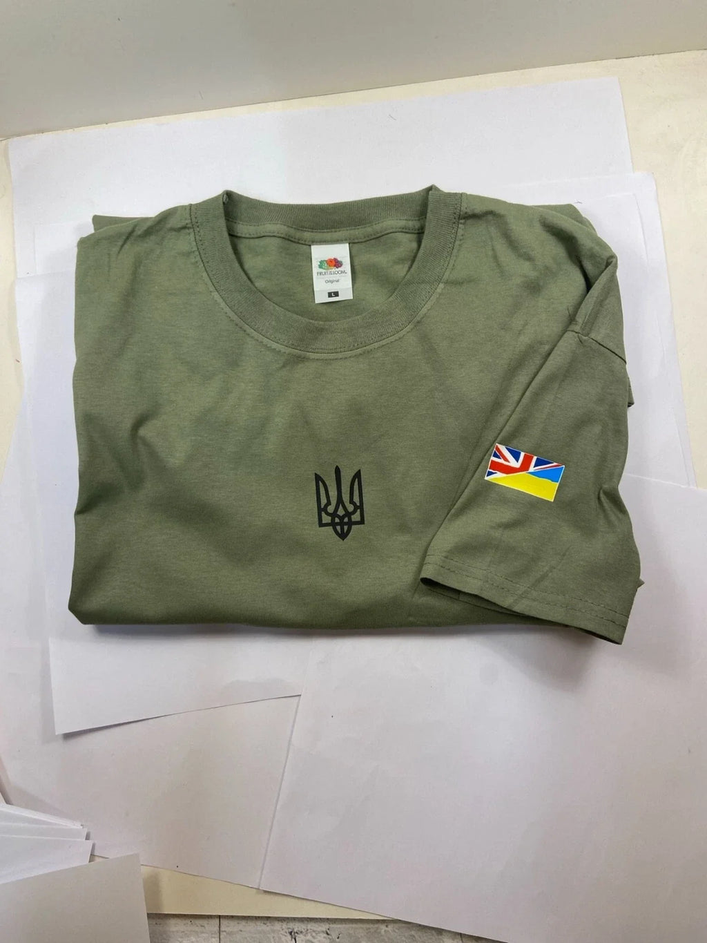 T-Shirts, coat of arms (Trident) of Ukraine and flag English/Ukraine
