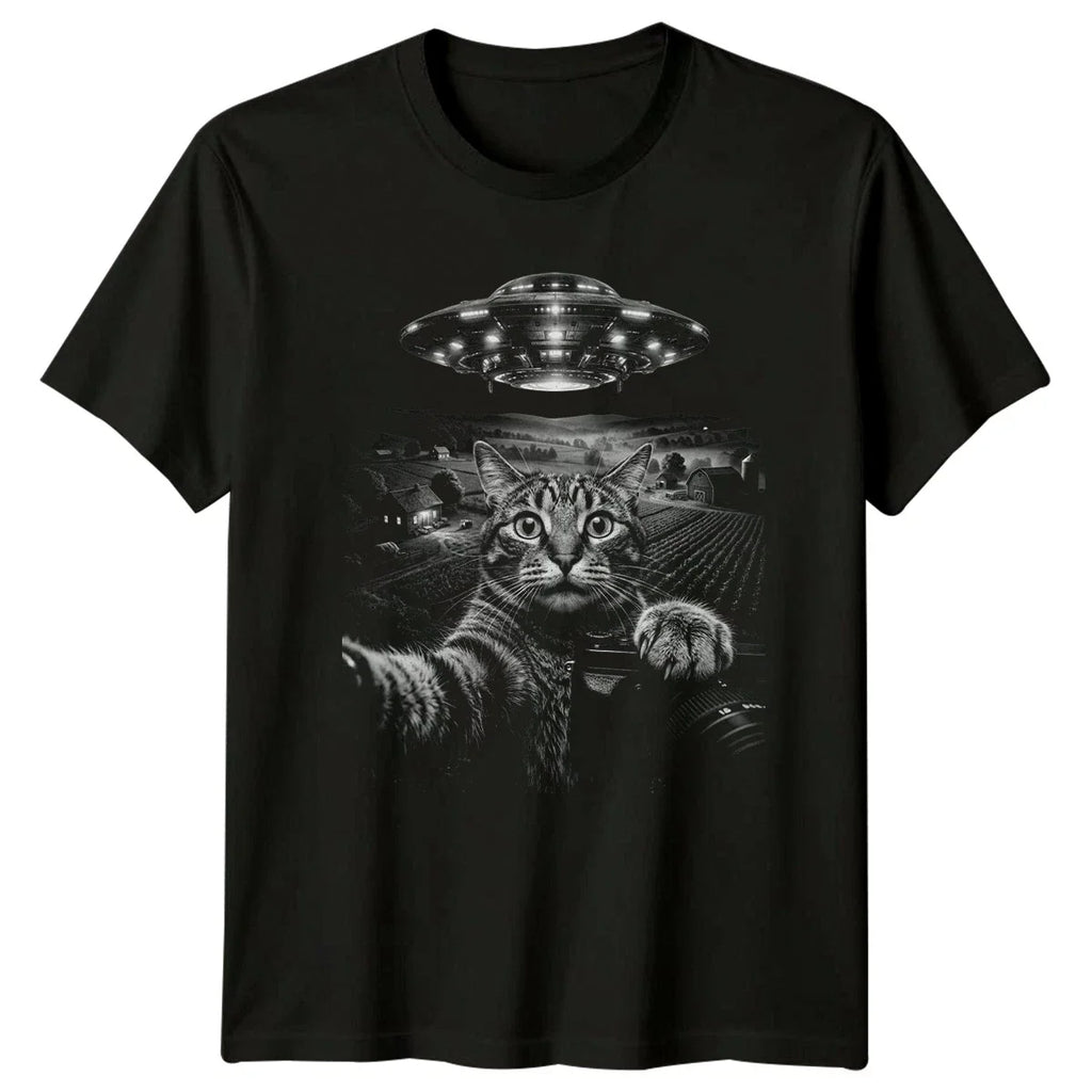 Cat Selfie UFO Alien Abduction T-Shirt Farm Cat Birthday Gift For Him And Her