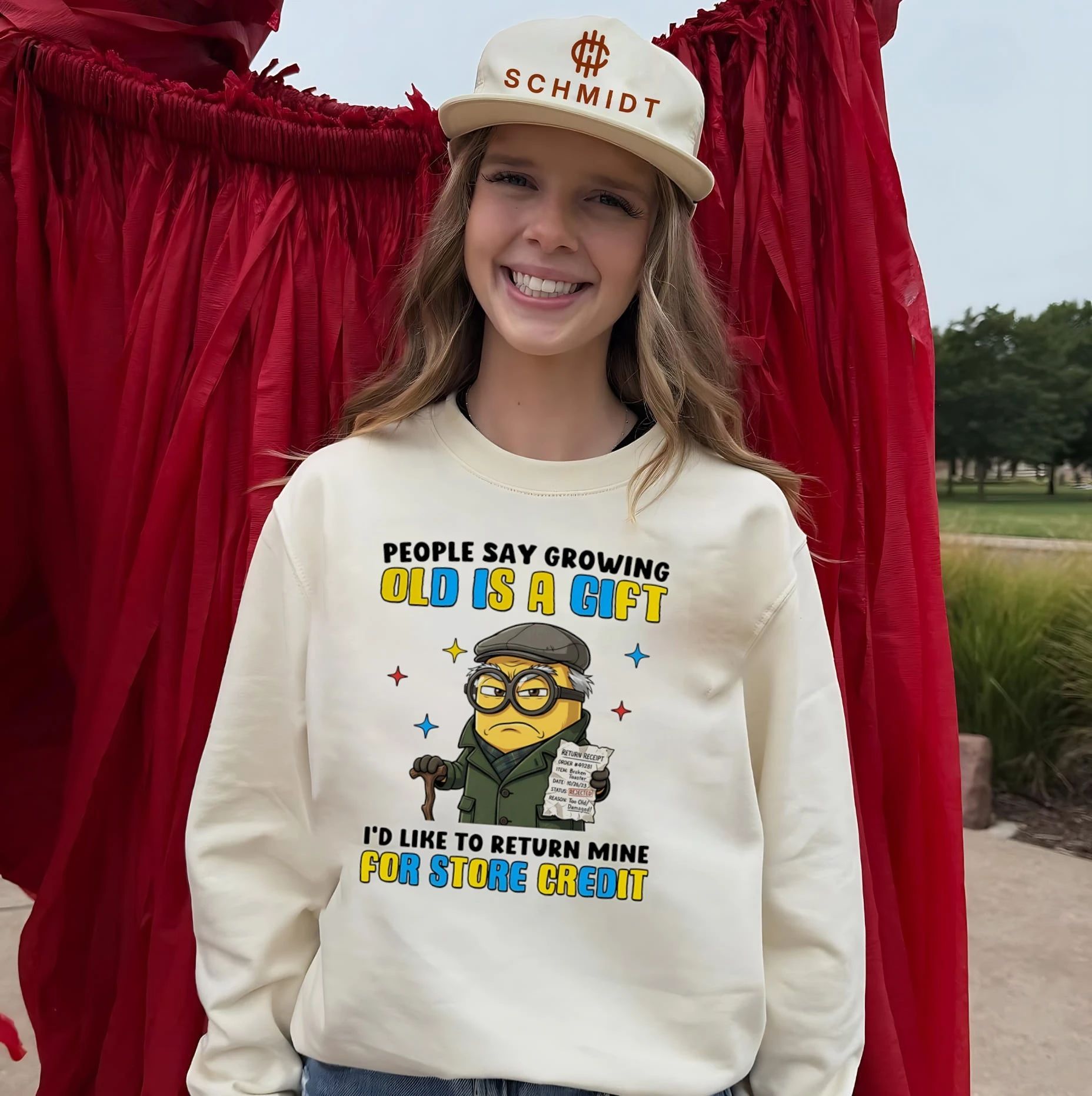 People say growing old is a gift I’d like to return mine for store credit Minion shirt