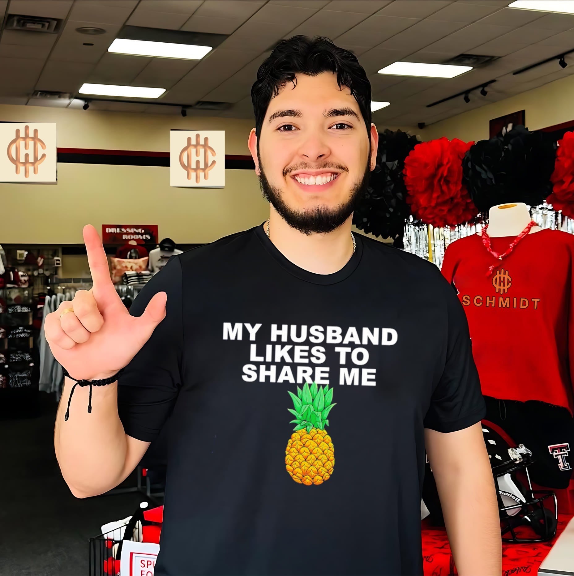 My husband likes to share me pineapple shirt